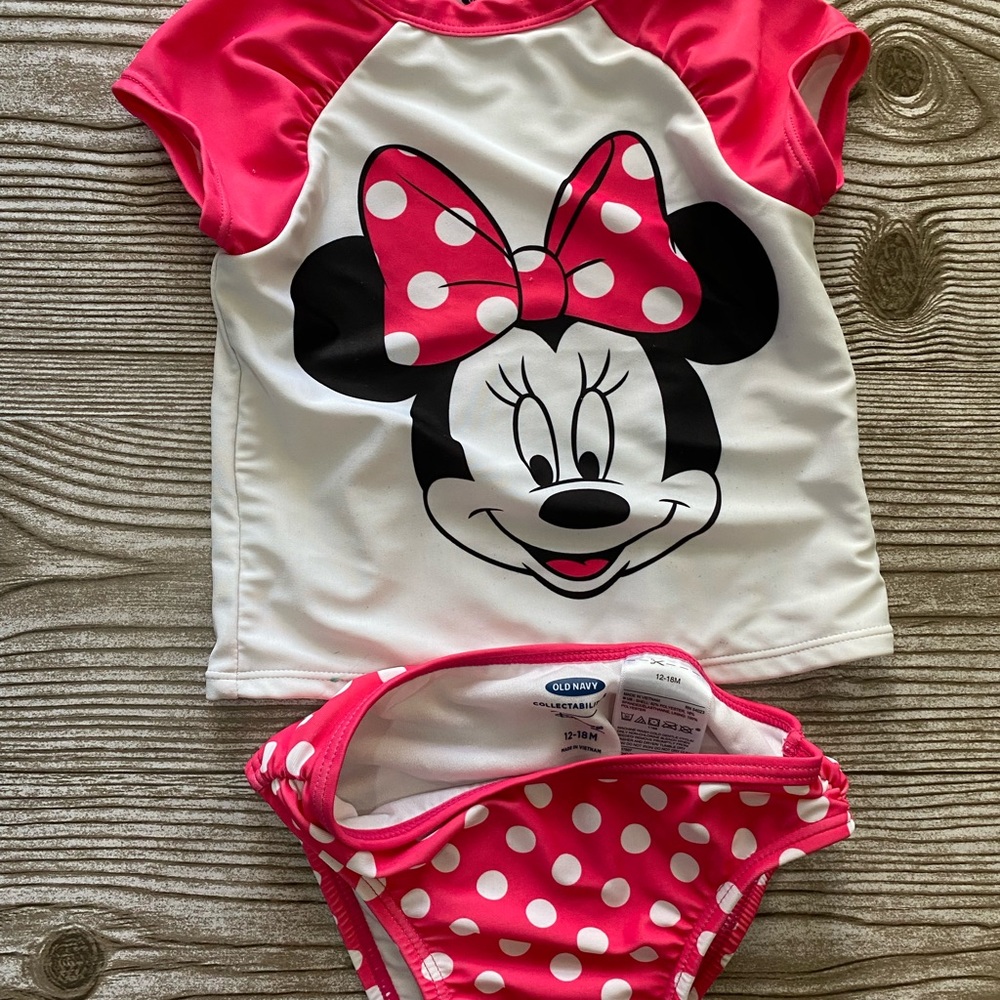 Adorable Minnie Mouse polka dot swim set